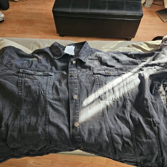 Yours | Plus Size -  Black Oversized Denim Jacket - NWT - Picture 10 of 16